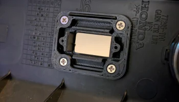 Honda Jazz / Fit MK2: консольное USB-крепление для сменны... 1
