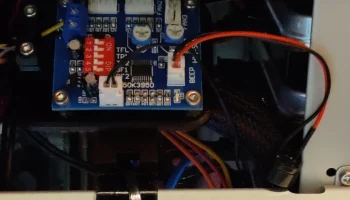 Крепление для платы контроллера вентилятора ZFC39 PWM вну... 1