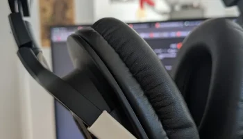 Audio Technica ATH-M40x - ограничитель диапазона шарнира ... 2