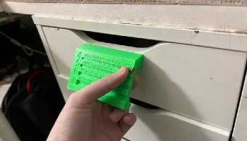 Ручка, с помощью которой можно измерить винты и болты!..... 1