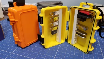 Прочный и штабелируемый ящик для хранения флешек USB A и USB