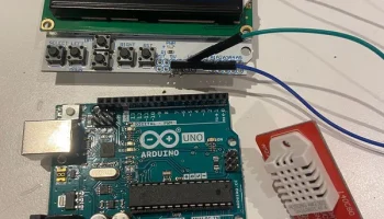 Arduino Uno с корпусом LCD Shield 2