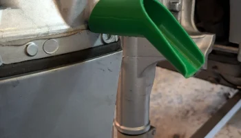 Honda Outboard - Блокировка слива масла