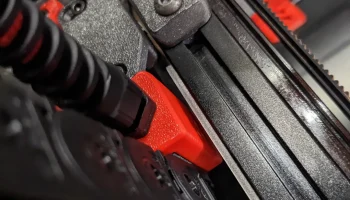 Кабельное крепление Voron 2,4 A Drive PG7 с вырезом для кабе 3
