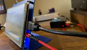 Подставка для дисплея 7 дюймов 800x480...... 1