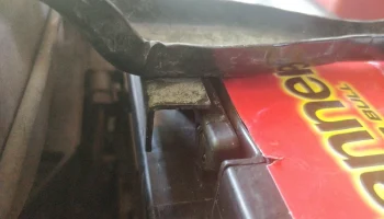 Фиксатор аккумулятора Banner/Exide для автомобилей Toyota... 3