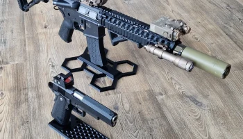 Подставка для оружия AR15 Airsoft Waffen St&auml;nder...... 1