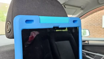 Kindle Fire Tablet 10 дюймов (детский) подголовник, автомоби