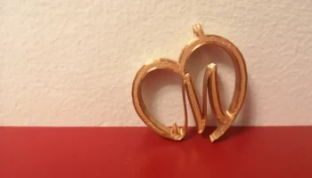 брелок на день матери