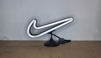 Светодиодная лампа Nike Swoosh - настольное или настенное... 2