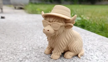 Летняя корова - корова из горной местности, готовящаяся к... 1