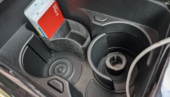 Коробка для монет/карточек Kia e-Niro