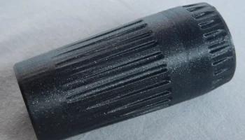 Verschraubbare Dose f&uuml;r 120 Mittelformat Film im Ripp-Des...
