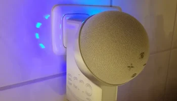 amazon echo dot 4 (может быть 5) крепление на гнездо