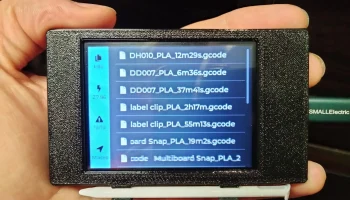 ESP32 Дешевый корпус с желтым дисплеем (CYD) и держателем...