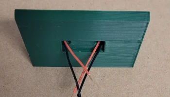 Угловое двойное крепление для солнечных батарей размером .. 5