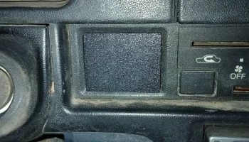 пустая табличка с часами toyota пикап............