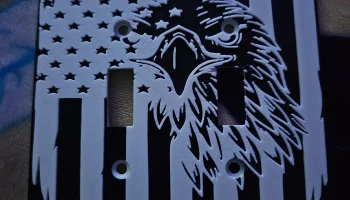 Двойной выключатель света Eagle с американским флагом....... 2