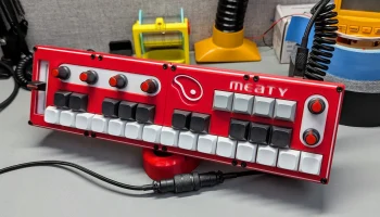 USB MIDI-контроллер MML MEATY MIDI 1