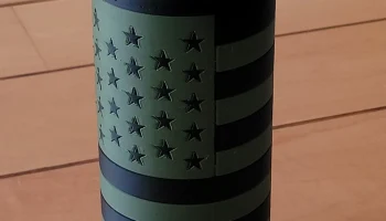 Slim Can Koozie с американским флагом (2 цвета)...... 1