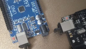 Чехол/кубик для USB B Чехол/кубик для USB B