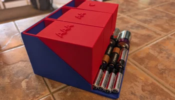 Диспенсер для батареек BATTERYDOCK 3