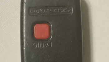 Чехол на брелок Toyota 2006 года выпуска............. 1