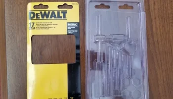DeWalt DWA1450 Чемодан для комплекта метчиков и матриц..... 3