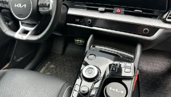 Контейнер для хранения автомобилей KIA Sportage (MY22) и ...