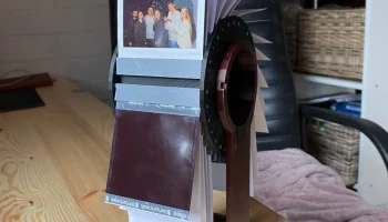 Часы с откидной рамкой (флипбуком) для фотографий instax-... 4