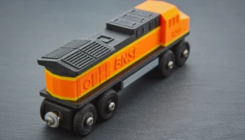 Игрушечный поезд Локомотив BNSF BRIO / совместимость с IK... 3