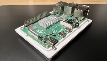 Одноплатный компьютер Raspberry Pi с 2,5-дюймовым твердот... 1