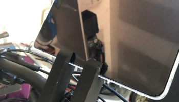 Подставка для домашнего тренажера для iPad......