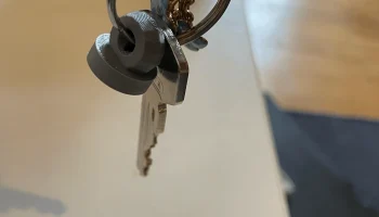 Ключ крыши для Toyota RAV / kl&iacute;č nosičů na stře&scaron;e........... 2