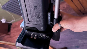 Бленда объектива Blackmagic Design Studio Camera 4k...... 2