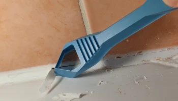Эргономичный силиконовый или скребок для кровати....... 2