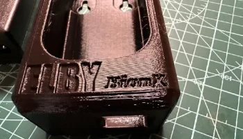 Настенный держатель для зарядного устройства Elby для эле... 7