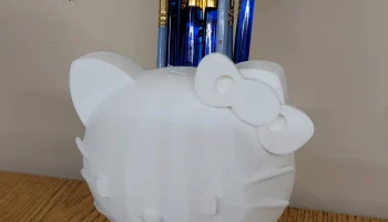 Держатель/контейнер для карандашей/кистей Hello Kitty......
