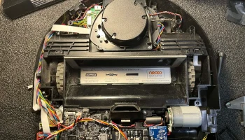Крепление мода Neato D7 ESP32 1