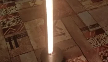 Светодиодная лампа типа Phillips Hue Gradient Sign...... 2