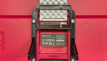 Подставка для монитора Raspberry Pi 2