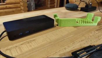 Крепление под столом для станции Dell D6000 USB-C...... 1