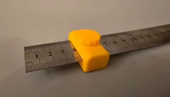 Linealanschlag f&uuml;r Metalllineale (30 мм x 1 мм) 1