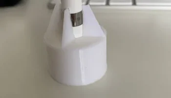 Держатель для карандашей Apple Rocket Design (1-е поколен...