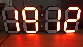 Большие настенные 7-сегментные светодиодные часы. 1