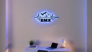 Светодиодное настенное искусство BMX - Heartbeat Edition.... Светодиодное настенное искусство BMX - Heartbeat Edition....