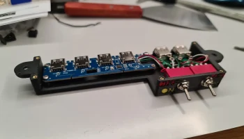 Механический/электрический USB-переключатель......