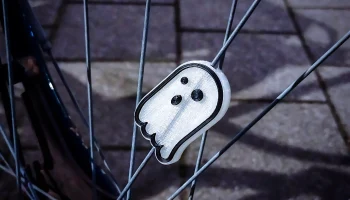 Украшение со спицами велосипеда Spooky Ghost