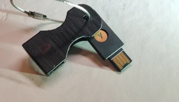 Чехол Yubico YubiKey 5 Series для USBA и USBC 2
