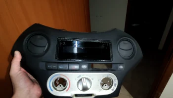 Перчаточный ящик Toyota Yaris - стандартное исключение ра... 2